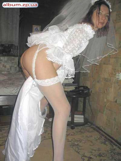 Жопа сладкой невесты в белой фате