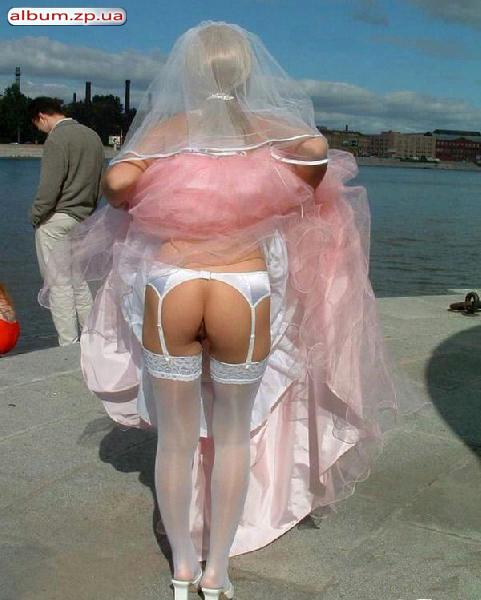 Голые невесты без трусов